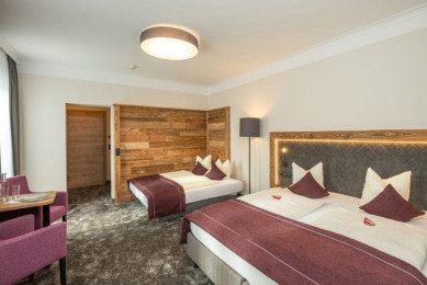 Die Vierbettzimmer Typ Bräu-Komfort bieten neben einem Doppelbett ein extra ausziehbares Sofabett