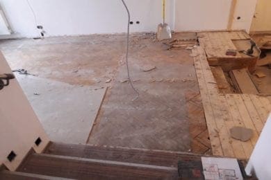 Auch im zukünftigen Skikeller wartet viel Arbeit