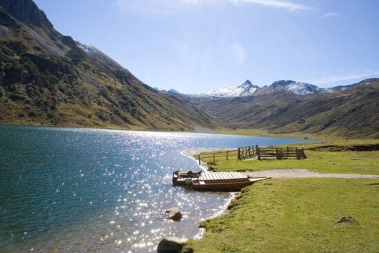 Wanderziel-Tappenkarsee©Wagrain-Kleinarl Tourismus, Foto-Erwin-Trampitsch (c) Der Tappenkarsee in Kleinarl - höchst gelegener Bergsee in der Salzburger Sportwelt, rundum Bergkulisse und glitzerndes Wasser
