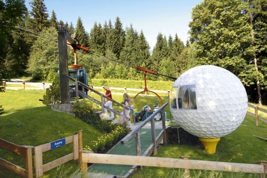 Der einzigartige Birdie Jet - die Golf Gondel am Golfplatz Radstadt