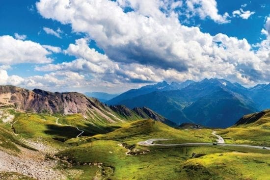 Großglockner Hochalpenstraße an einem Sommertag, Bild von Shutterstock