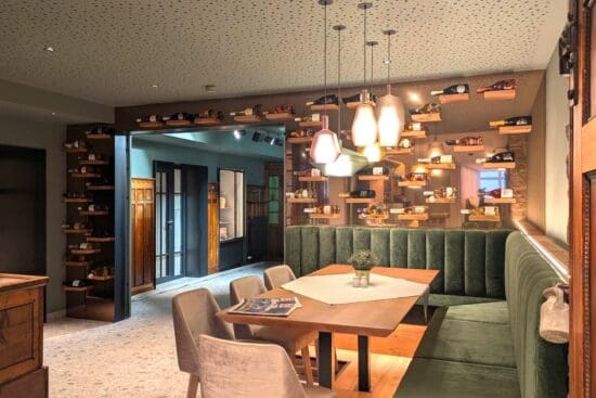 Julies Frühstücks-Restaurant - Stammtisch - Stegerbräu Stammtisch im Julie's Frühstücksrestaurat im Stegerbräu in Radstadt