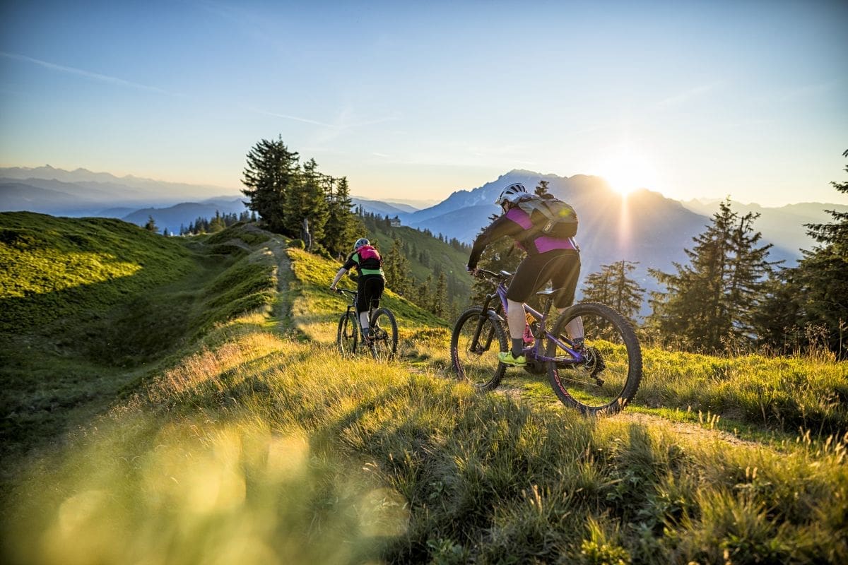 Stoneman Mountainbiker auf dem Etappenabschnitt Hochgründeck auf 1800 m